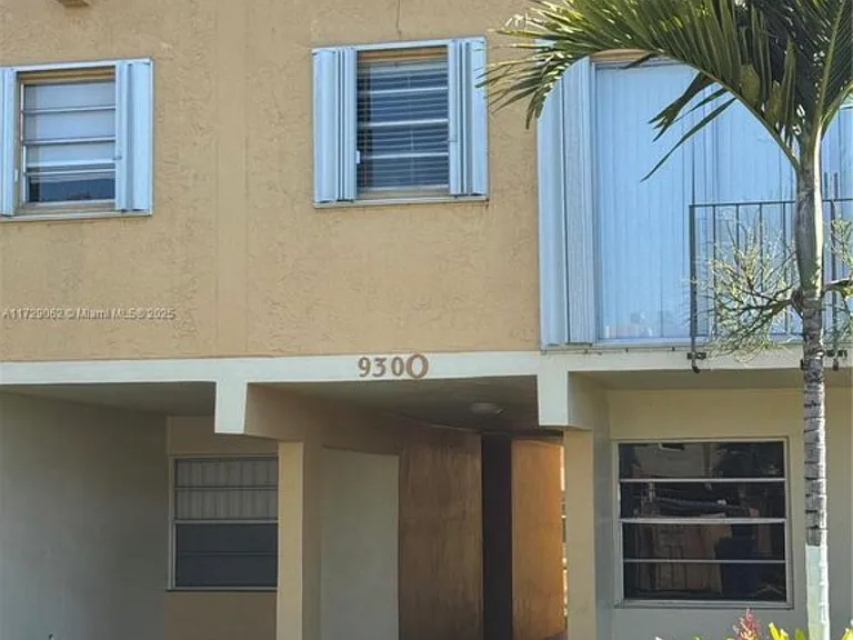 9300 W Flagler St #229 — Photo 36