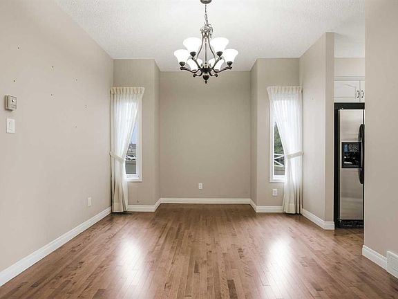 5th image of 9 N Bridle Estates Way SW