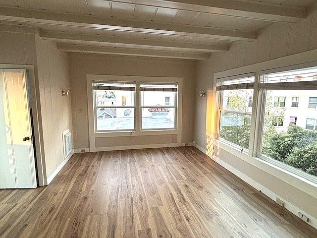 1st image of 485 Wesley Ave #5