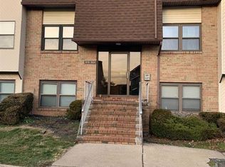 1923 Raspberry Ct, Edison, NJ 08817