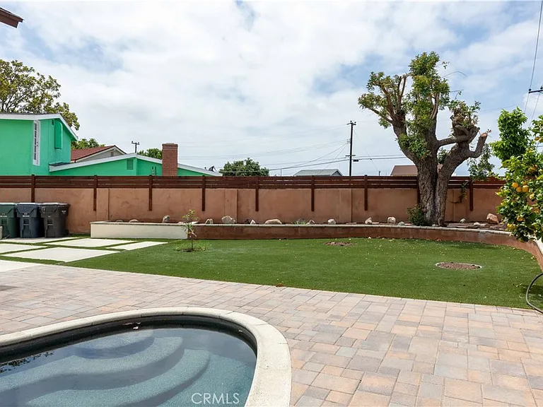 16708 Oleander Cir — Photo 43