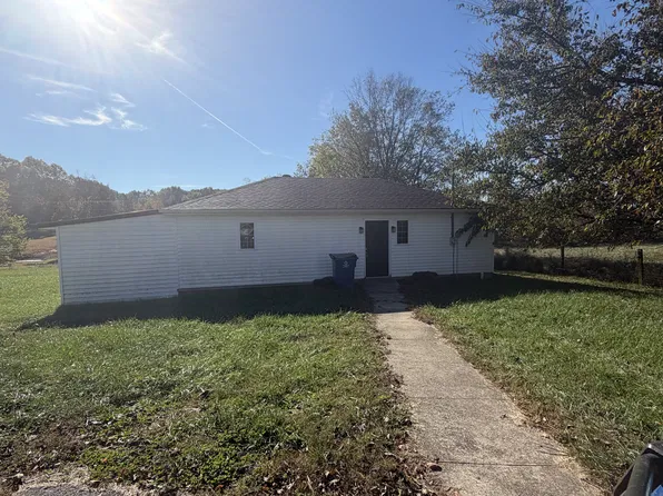1514 Ninevah Rd, Lawrenceburg, KY 40342