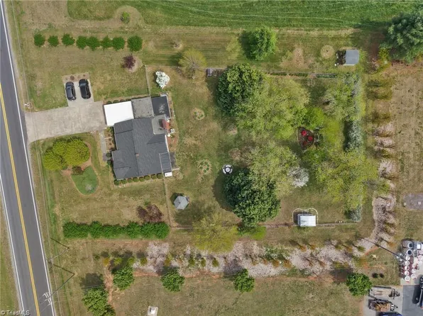 6857 Us Highway 158, Stokesdale, NC 27357