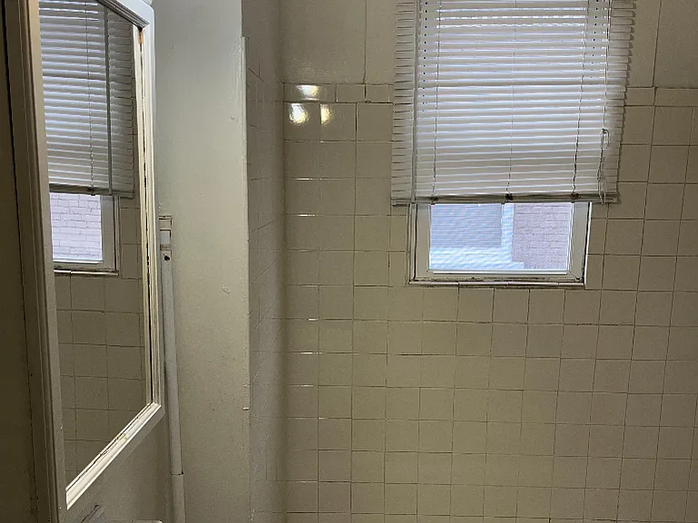 1337 E Long St — Photo 20