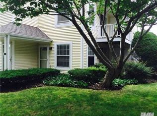 126 Fairview Cir, Middle Island, NY 11953
