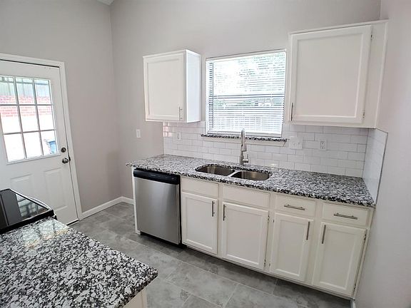 2nd image of 4739 Poppy Dr E
