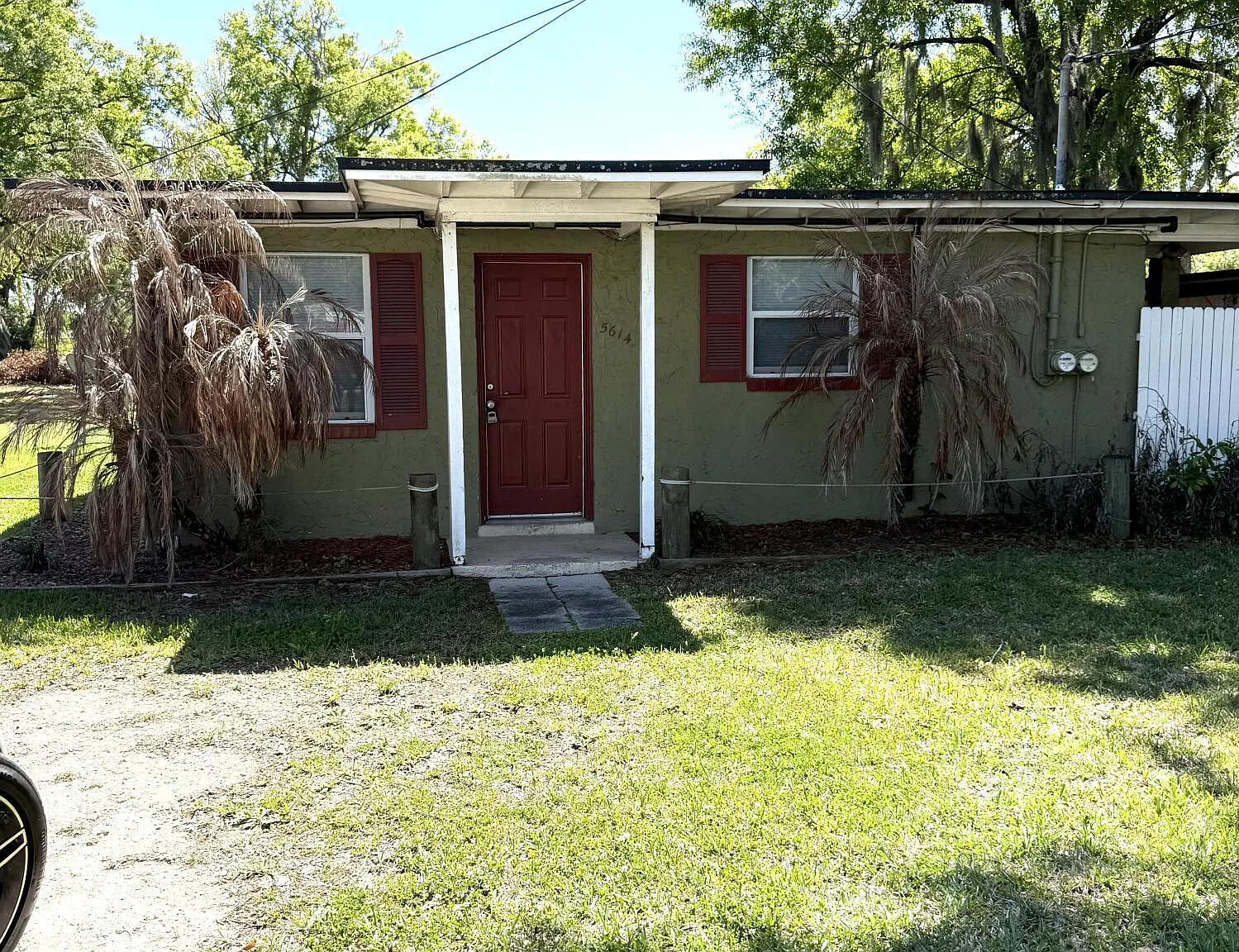 3 bed, 1.0 bath, 800 sqft, $1,150 — Photo 1