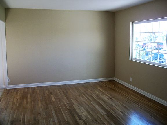 5th image of 8100 Saint Clair Ave
