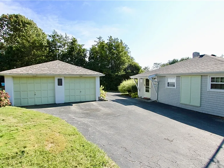 113 Renfrew Ave — Photo 19