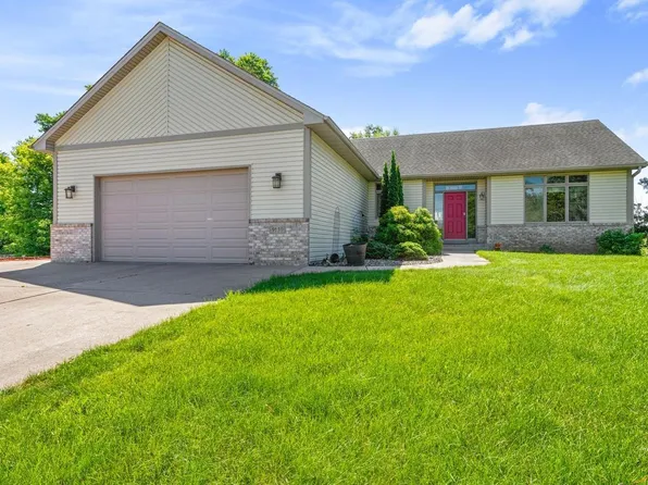 9130 Harpers Ct NE, Blaine, MN 55449