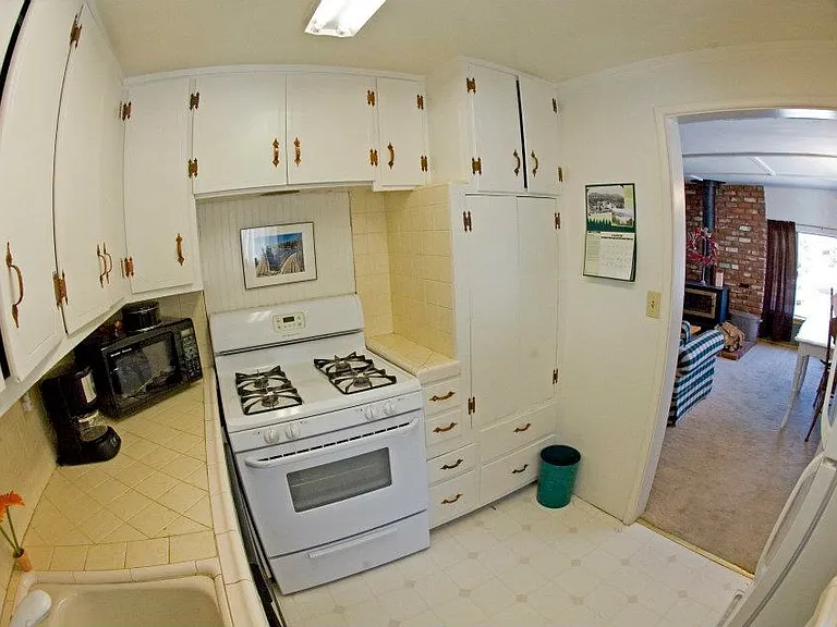 33257 Green Valley Lake Rd — Photo 1