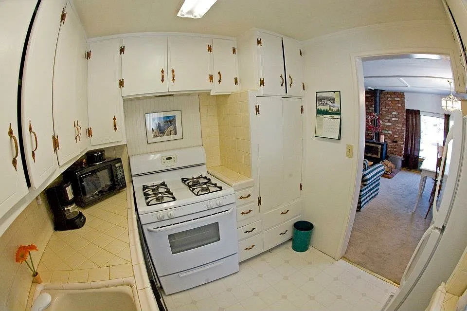 33257 Green Valley Lake Rd