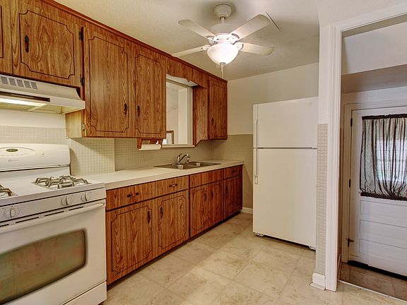 Kitchen 11x10