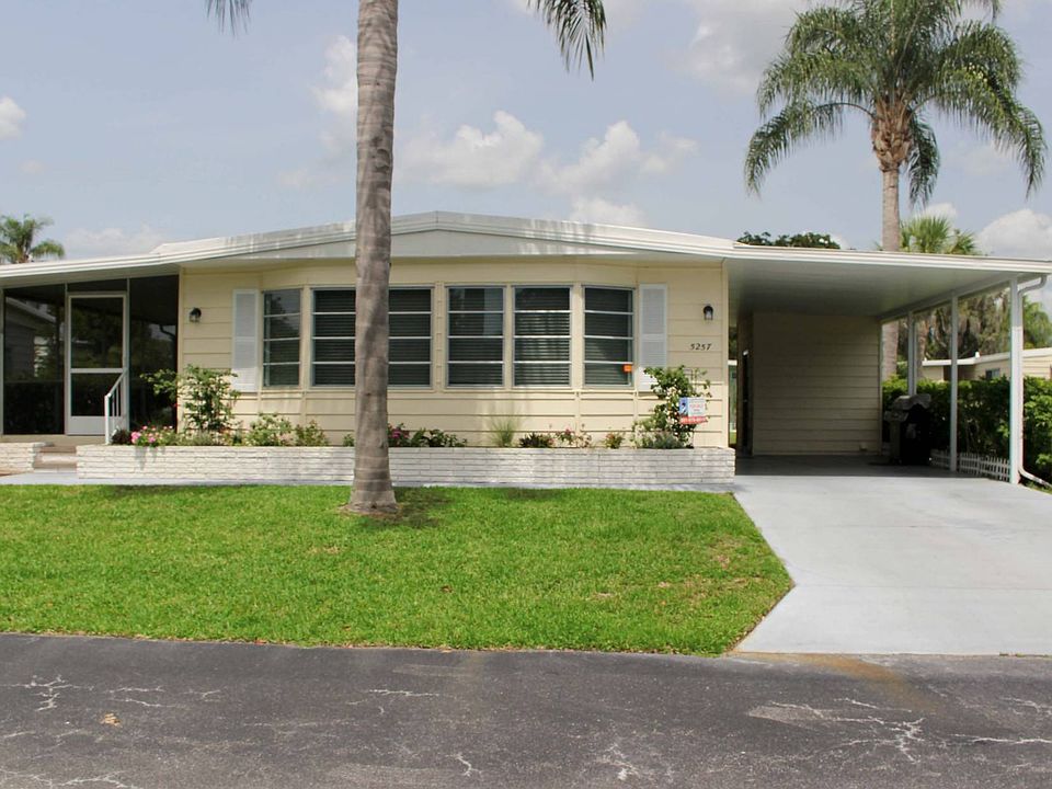 5257 Camelot Dr W Sarasota FL 34233 Zillow