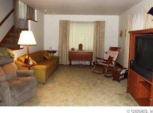 15077 E Barre Rd, Albion, NY 14411