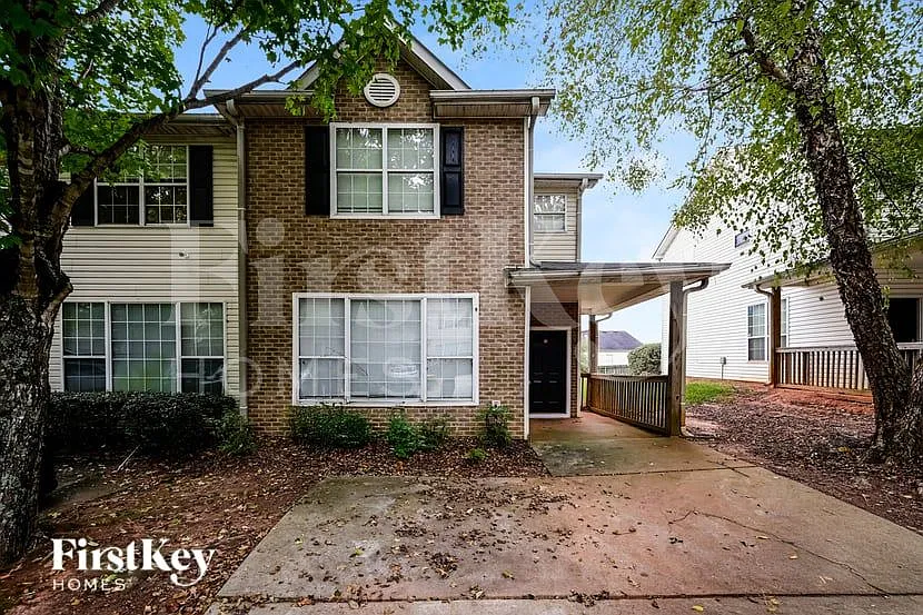 2473 Brianna Dr photo 1