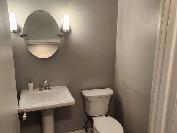 717 Gordon Smith Blvd APT 1, Hamilton, OH 45013