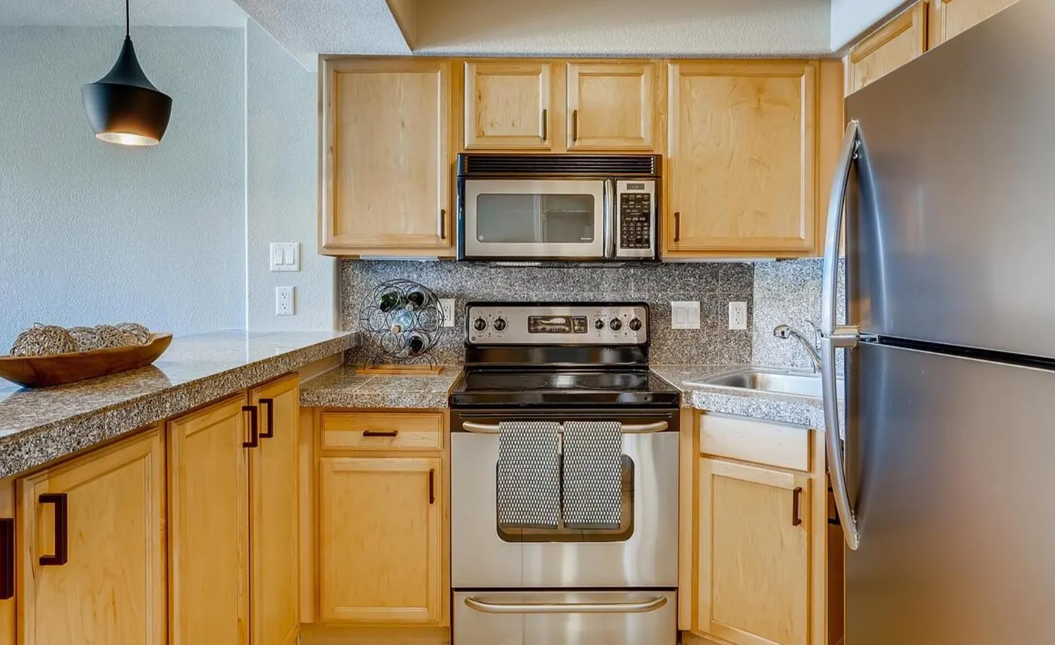 1 bed, 428 sqft, $1,195 — Photo 2