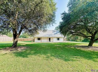 44279 Loop Rd, Prairieville, LA 70769