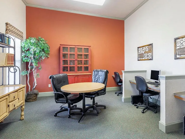 2400 Bolton Boone Dr — Photo 10