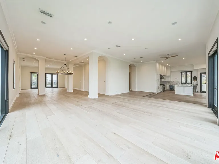 4576 Martson Dr — Photo 6