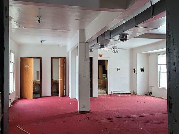4th image of 7543 S Luella Ave