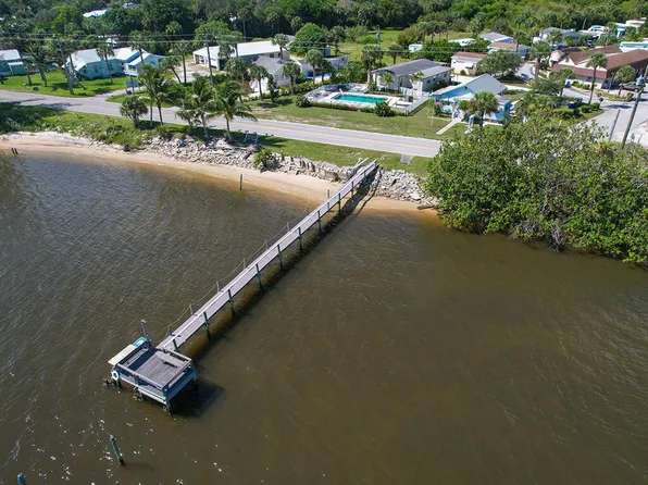 4759 NE Blue Heron Lane, Jensen Beach, FL 34957