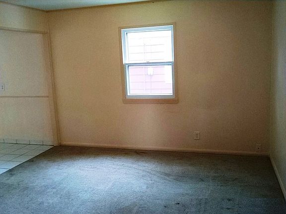 5th image of 1907 Sauber Ave