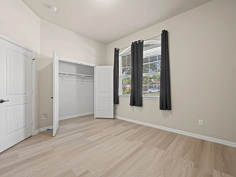 Lower-Level Bedroom/Closet