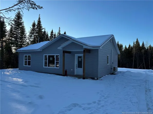 193 Lower Durham Rd, Saint Marys, NB E6C 1H9