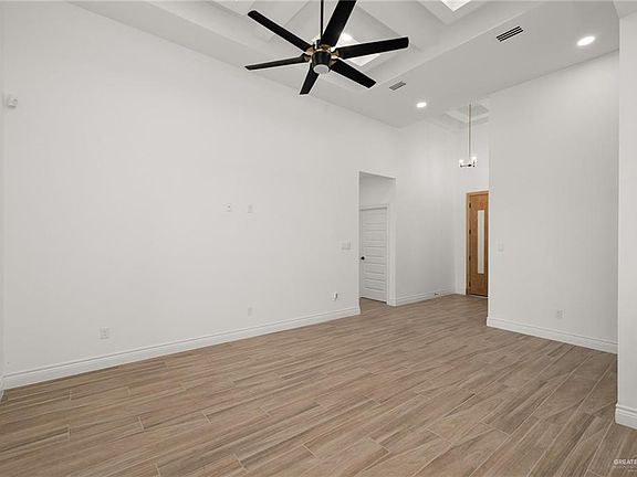 2nd image of 302 Paxton Dr