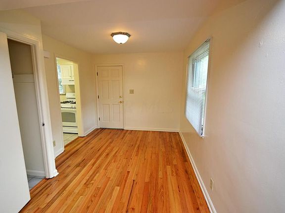5th image of 4071 Indianola Ave
