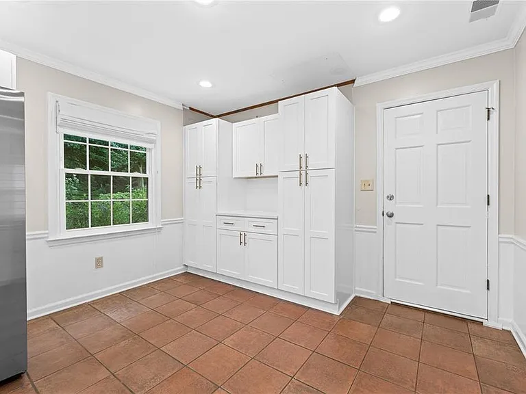 4496 Windsor Oaks Dr — Photo 21
