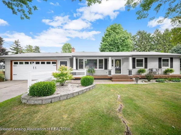 1301 E Geneva Dr, Dewitt, MI 48820