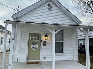 808 E 8th St, Paris, KY 40361