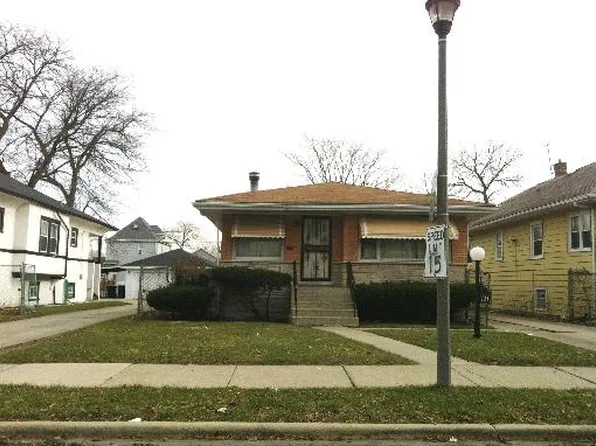 121 S 18th Ave, Maywood, IL 60153