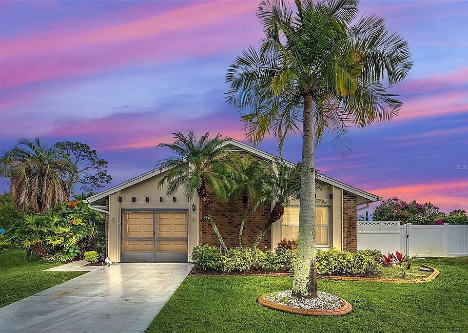 1st image of 6392 Greengate Dr