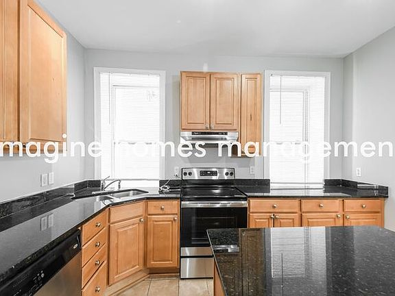 5th image of 3401 Park Ave