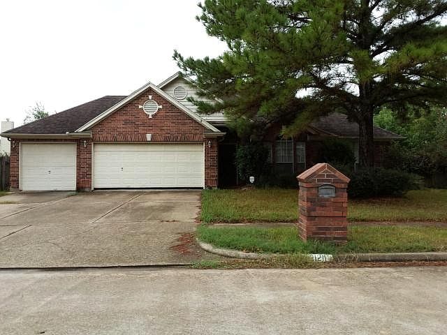 1st image of 21211 River Court Dr