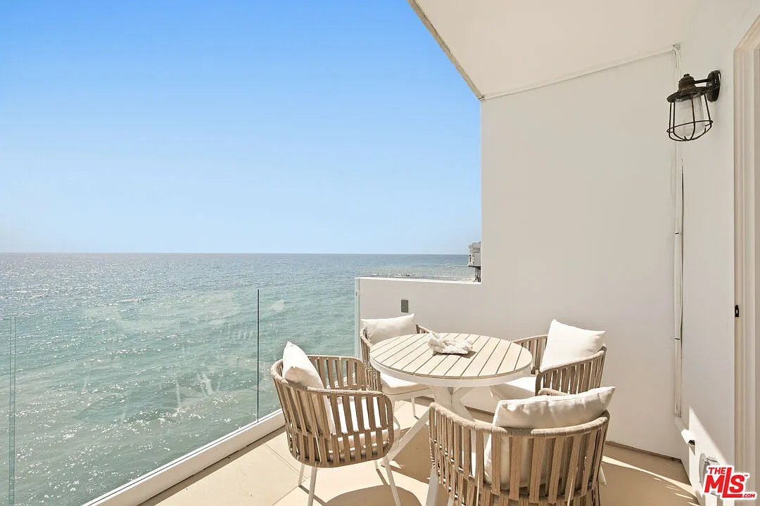 1 bed, 1.0 bath, 576 sqft, $5,500 — Photo 3