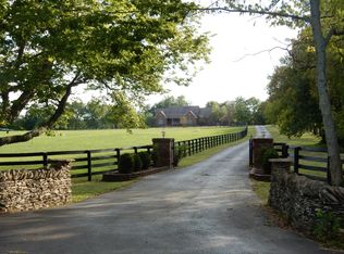 1300 Troy Rd, Wilmore, KY 40390