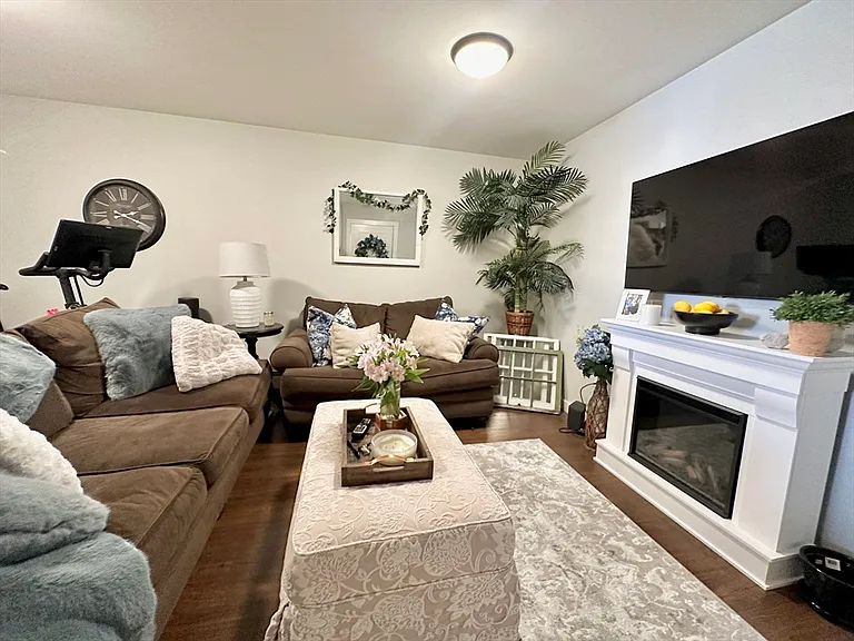 180 K St #2 — Photo 7