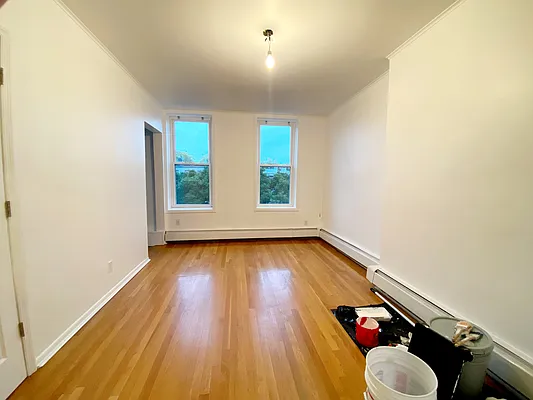 Rented by Brooklyn Property Group LLC | media 21