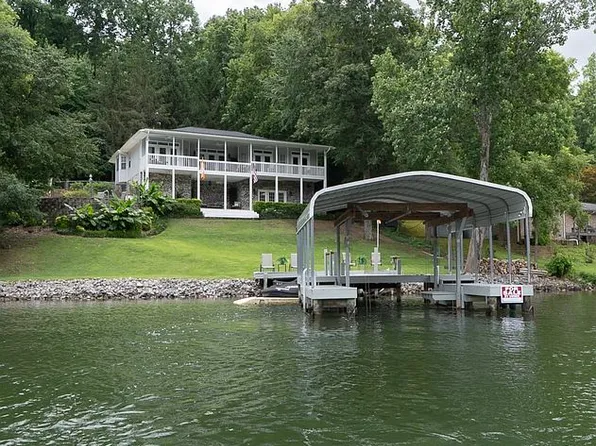 1031 Clift Cave Dr, Soddy Daisy, TN 37379