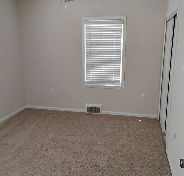 4222 Elderon Ave #HOUSE — Photo 5