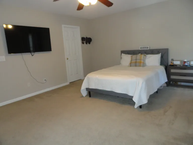 2110 Cedar Grove Dr — Photo 16