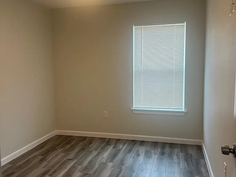 5600 Vidos Dr #B — Photo 11