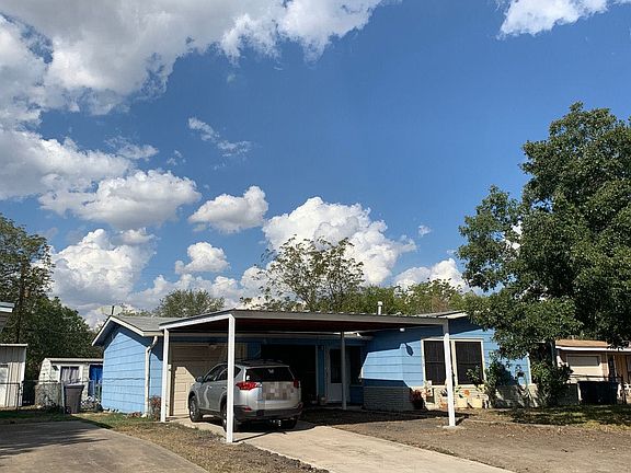 3rd image of 319 Ryan Dr