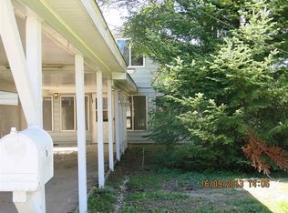 105 Island Dr, Houghton Lake, MI 48629