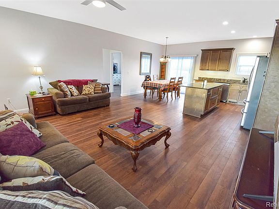 4th image of 79446 Deland Rd